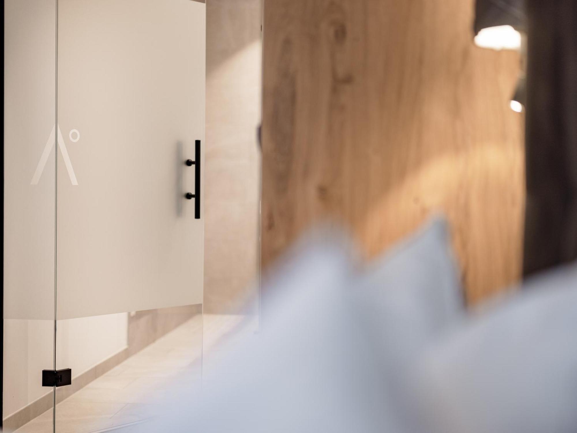 Myalps Oetztal Inklusive Wellness Appartement Umhausen Kamer foto